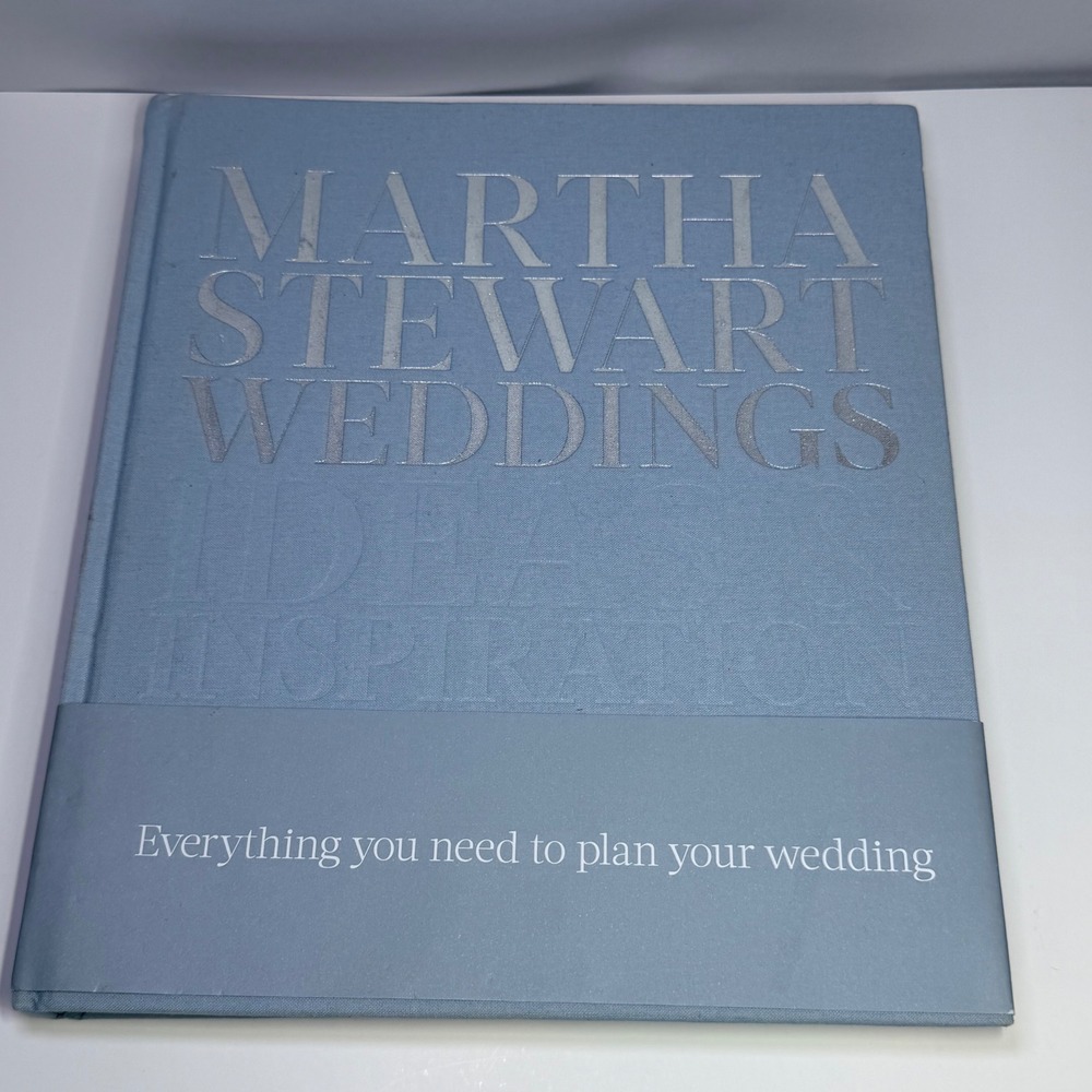 Martha Stewart Weddings Ideas & Inspiration Hardcover Blue Book 9780307954657
